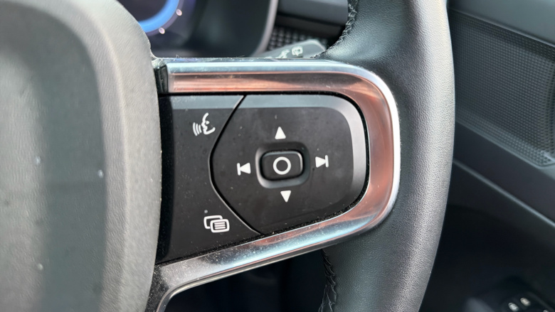 Volvo Xc40 300kW Recharge Twin 78kWh 5dr AWD Auto Electric Estate